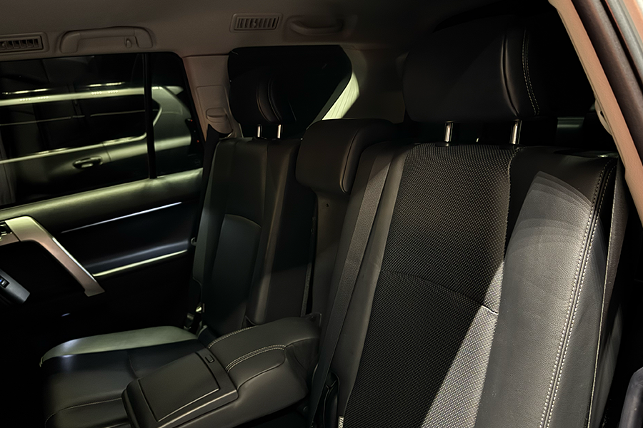 TOYOTA LAND CRUISER PRADO VX 